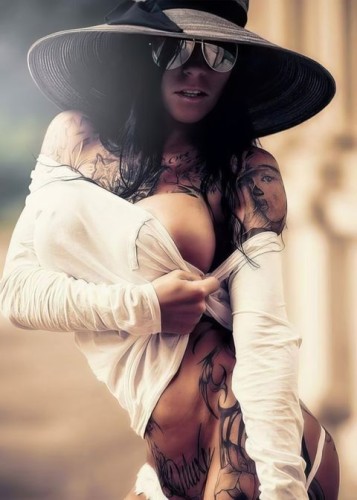 Лора, Г. Северск